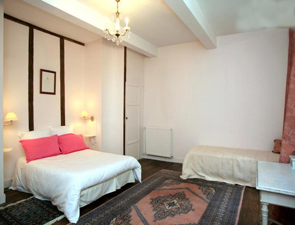 Bed and Breakfast L'Affable Les Cammazes Zimmer foto